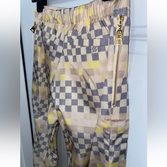 LOUIS VUITTON WOMEN’s PIXEL DAMIER JOGGING PANTS. SIZE LV 34 / authentic - Picture 7 of 11